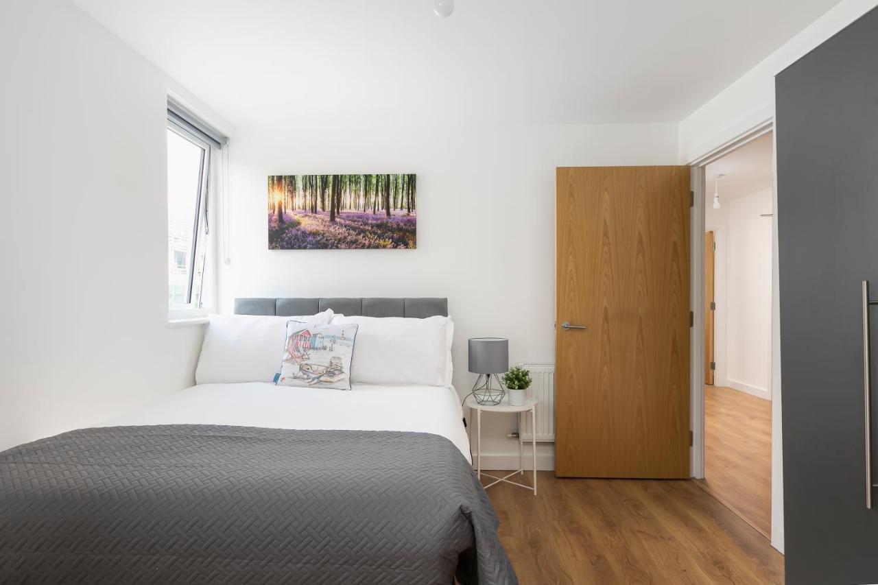 אנפילד Skyvillion - 4 Bed Luxury Apartment With Balcony & Parking מראה חיצוני תמונה